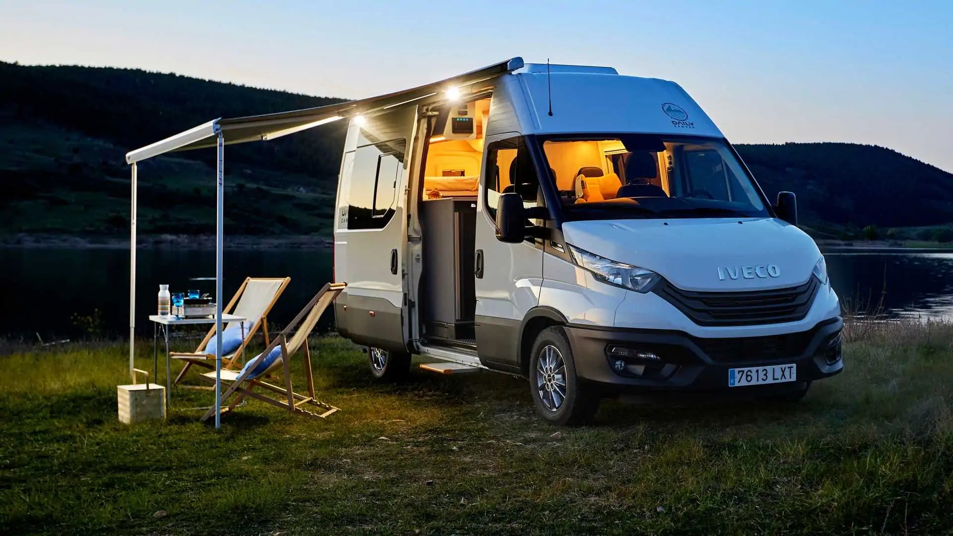 Carbest Copertura esterna camper van - Iveco Daily dal 2015 - Parabrezza e finestrini